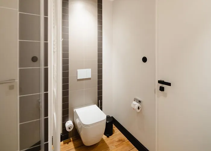 J Huus 4 I 99m I I Kurplatz I Eg I Terrasse I Ruhig I King I Fb Heizung I Privateingang I Huus Design 公寓 *